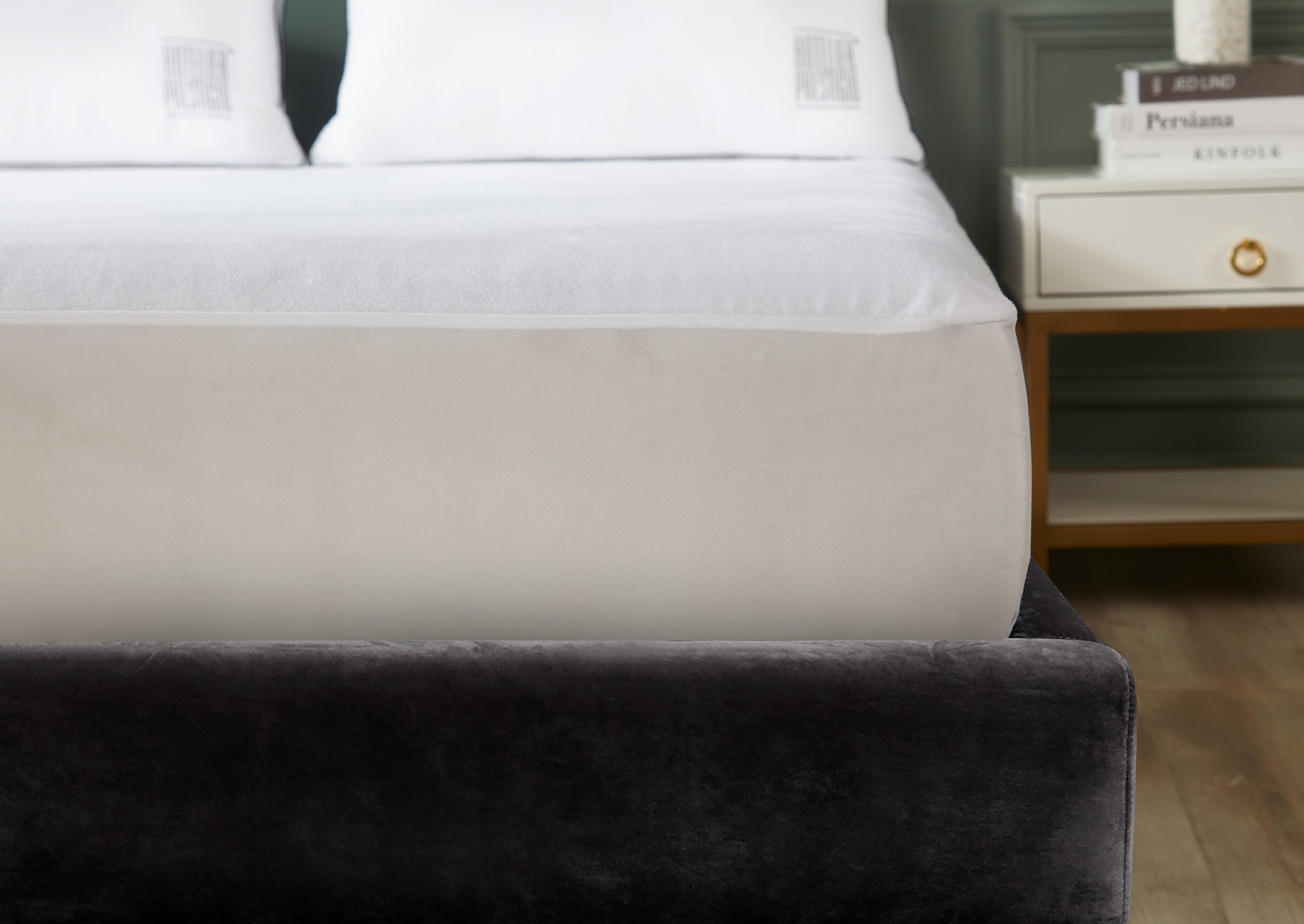 Hotelier Prestigio™ Waterproof Fitted Mattress Protector - Affairs Living Pte. Ltd.
