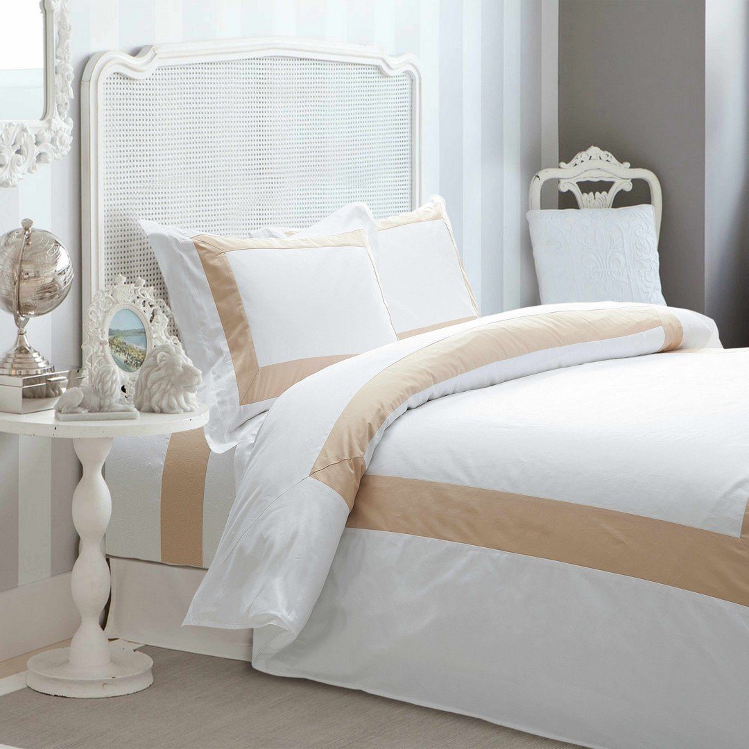 Hotelier Prestigio™ Luxury White Base Champagne Border Fitted Sheet Set - Affairs Living Pte. Ltd.