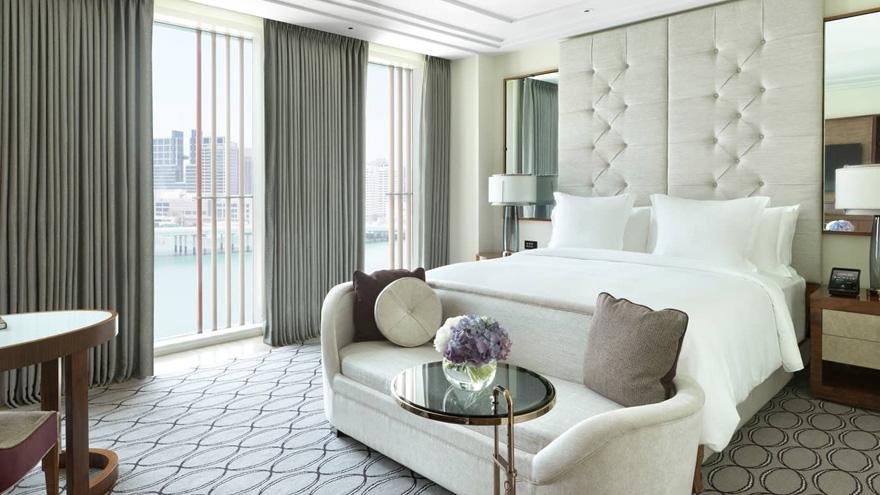 5 Ways to Turn Your Bedroom Into a Luxe Hotel
