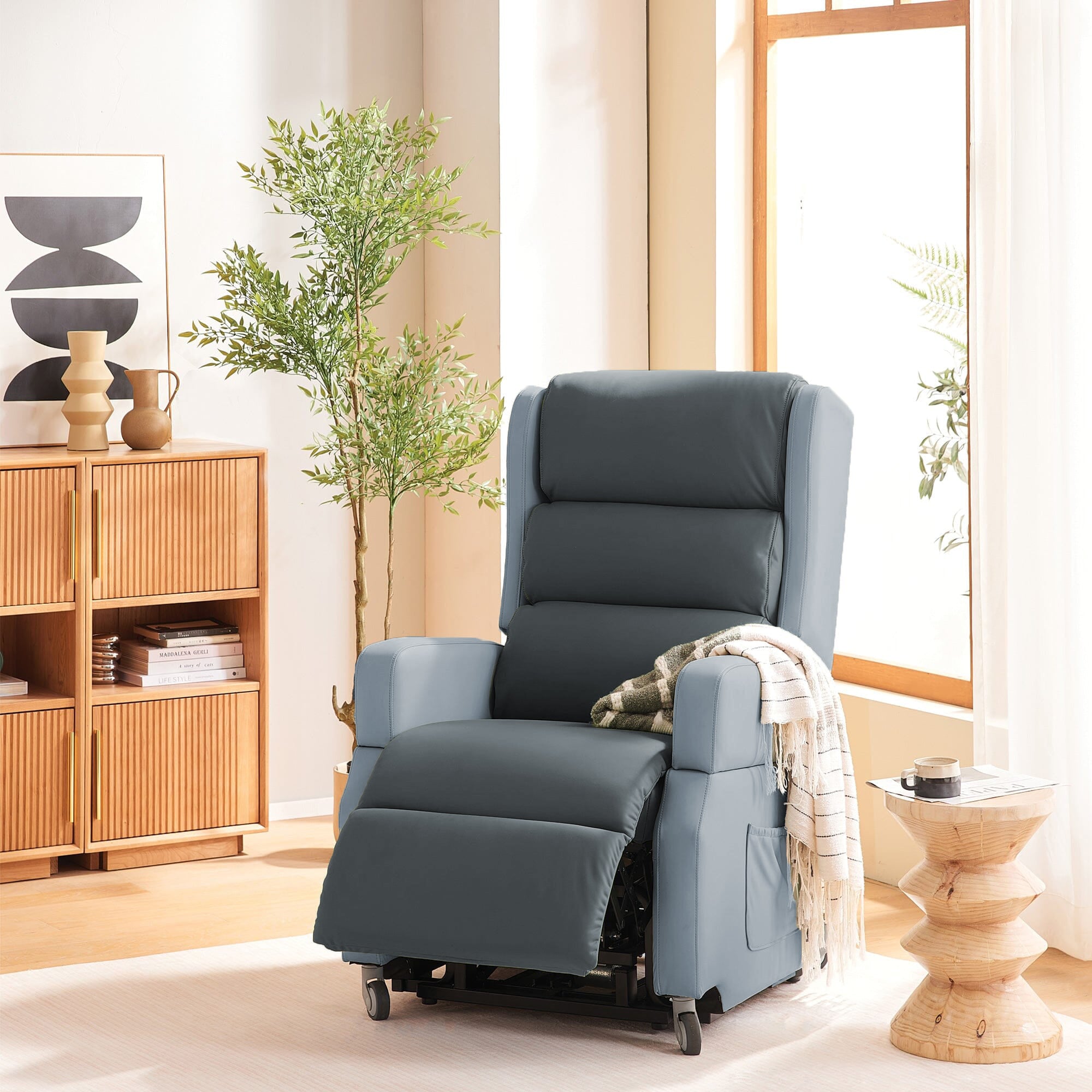 ALYA™ Elderly Lift Up Armchair