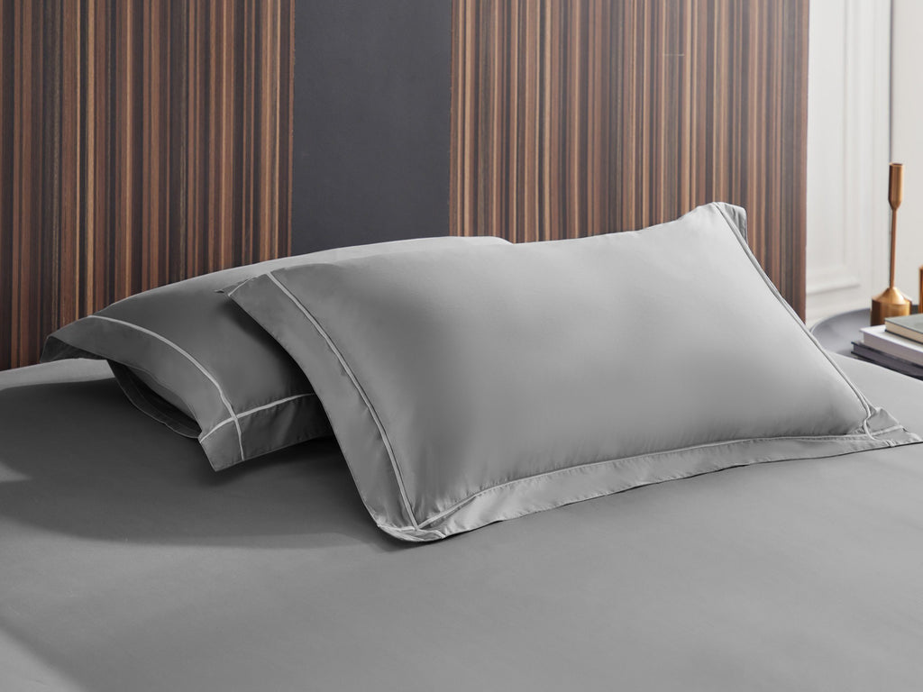 Hotelier Prestigio™ Lloyd With White Cross Border Fitted Sheet Set - Affairs Living Pte. Ltd.