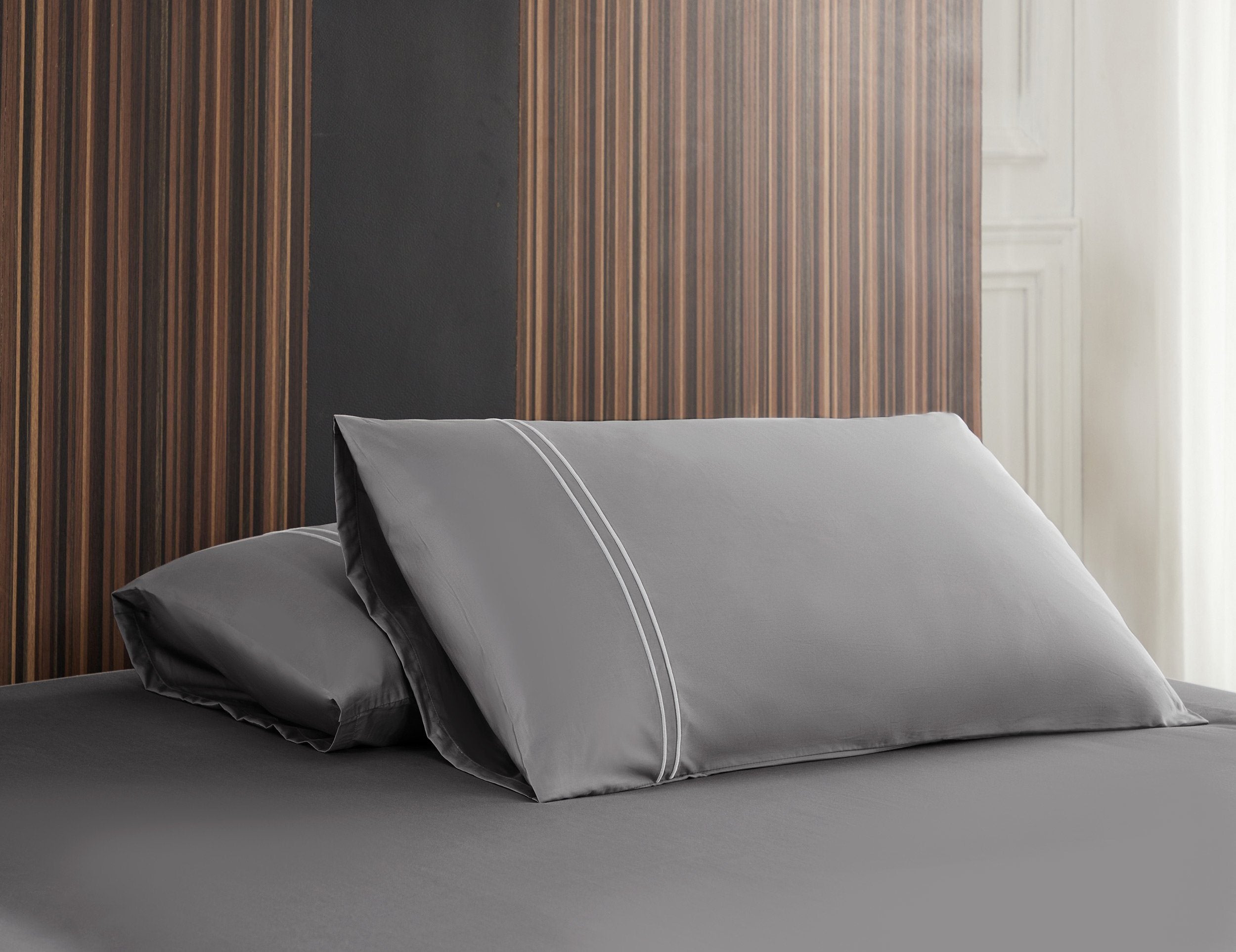 Hotelier Prestigio™ Lloyd With White Lines Fitted Sheet Set - Affairs Living Pte. Ltd.