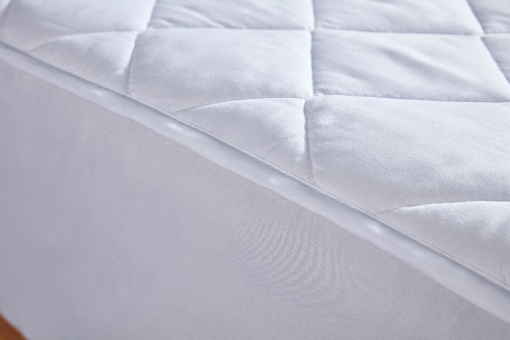 Hotelier Prestigio™ Fitted Poly-Cotton Mattress Protector - Affairs Living Pte. Ltd.