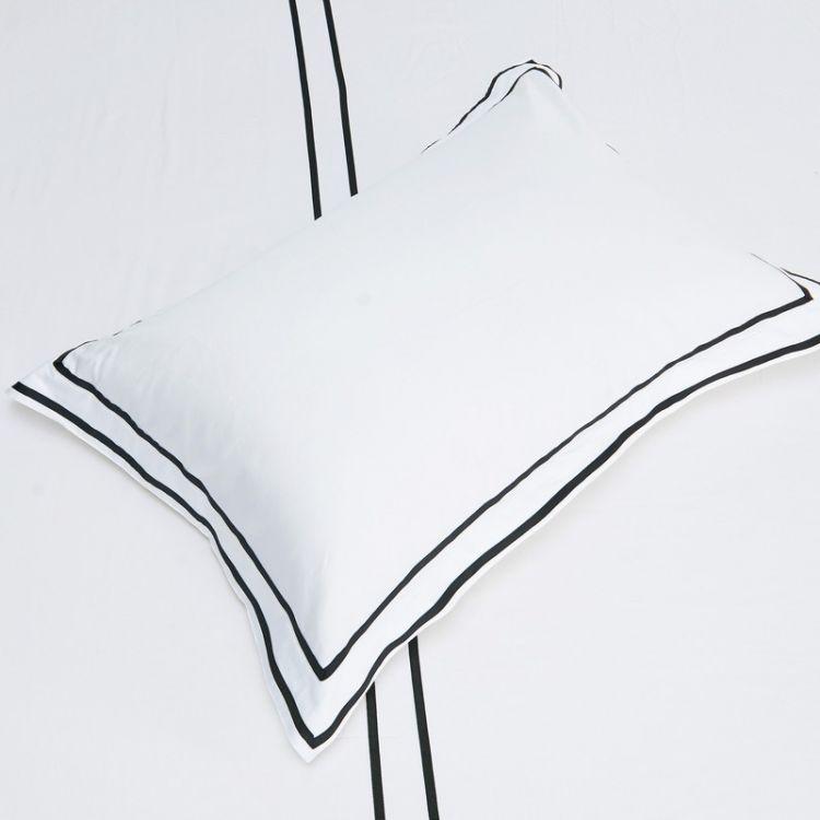 Hotelier Prestigio™ Black Grosgrain Border Pillow Case - Affairs Living Pte. Ltd.